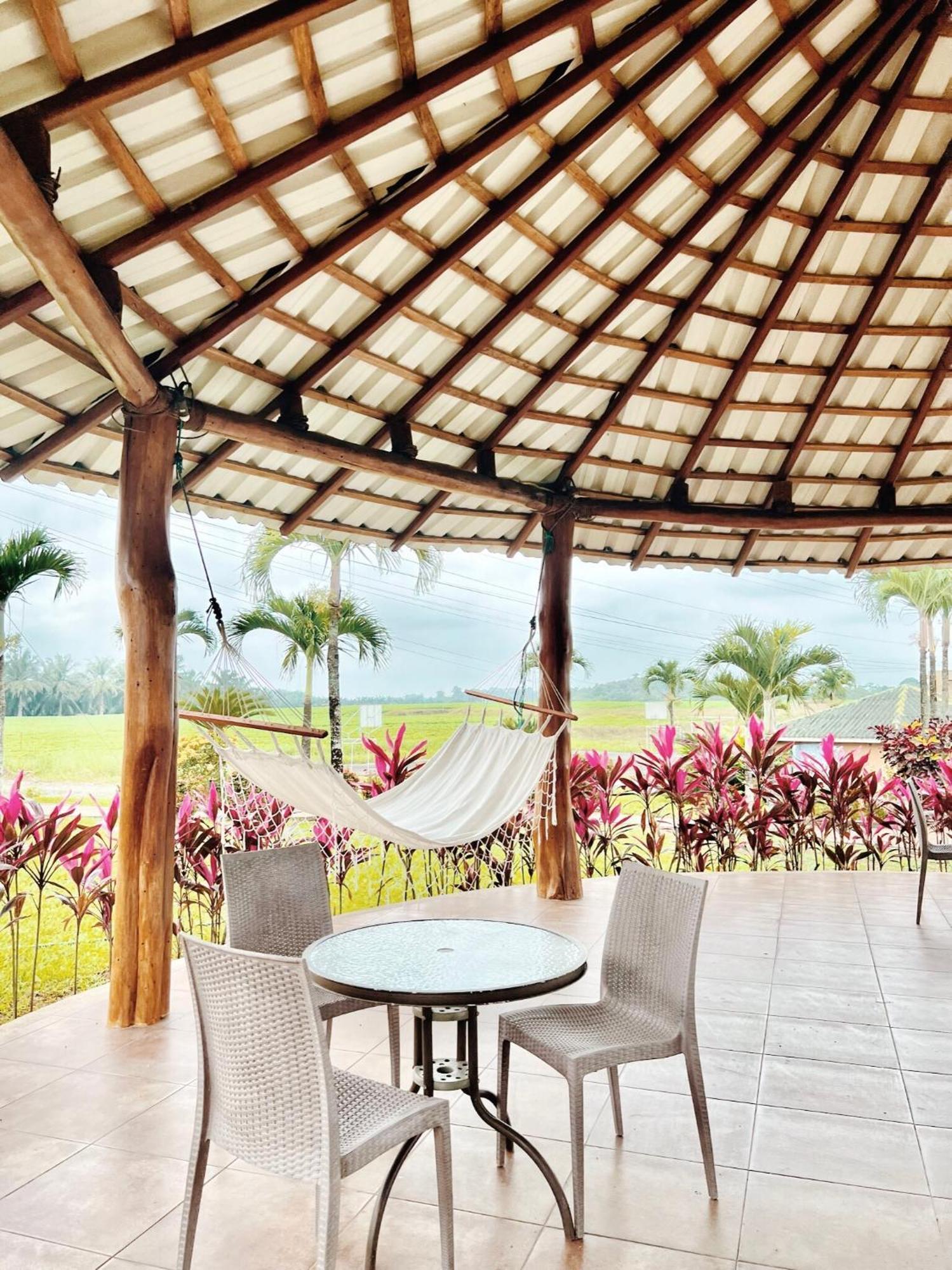 Hotel Palmar Del Sol Quevedo